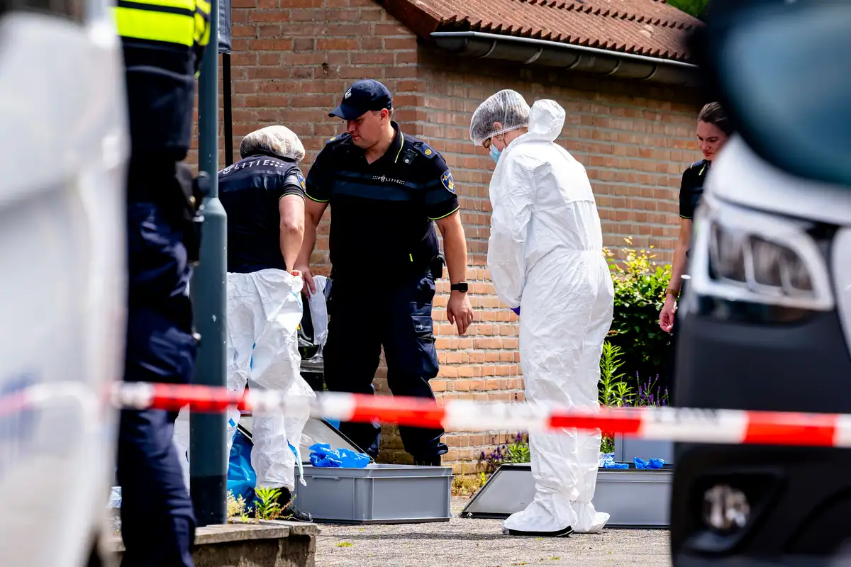 12-jarige jongen dood gevonden in woning Eerbeek, volwassene aangehouden