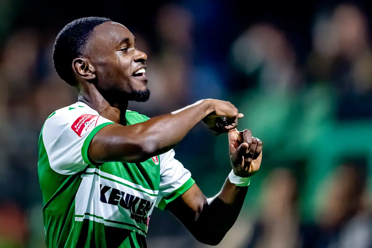 Dordrecht weigert te breken en verslaat Almere City in krankzinnige slotfase