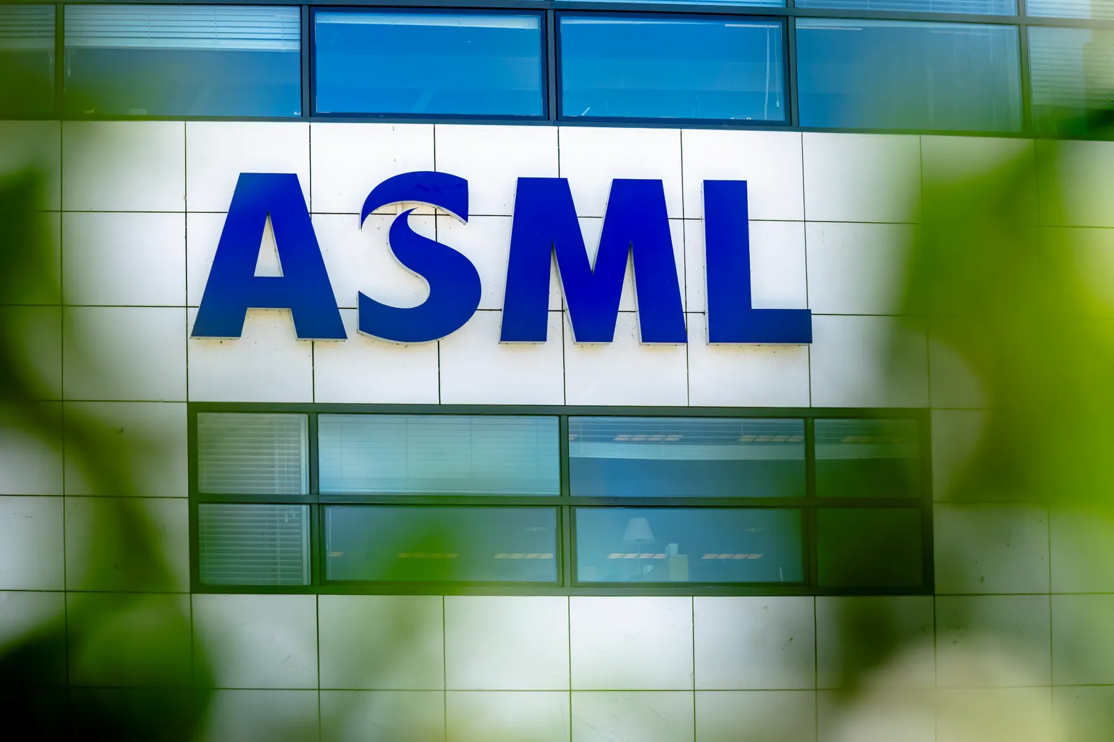 Nederland steekt 15 miljoen in uitbreiding ASML-toeleverancier in Maleisië